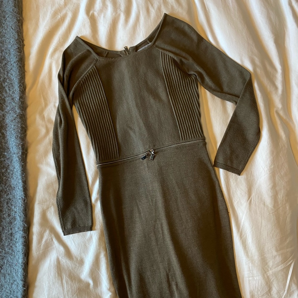 Club Monaco - Taupe/ brown long sleeve adjustable crop dress